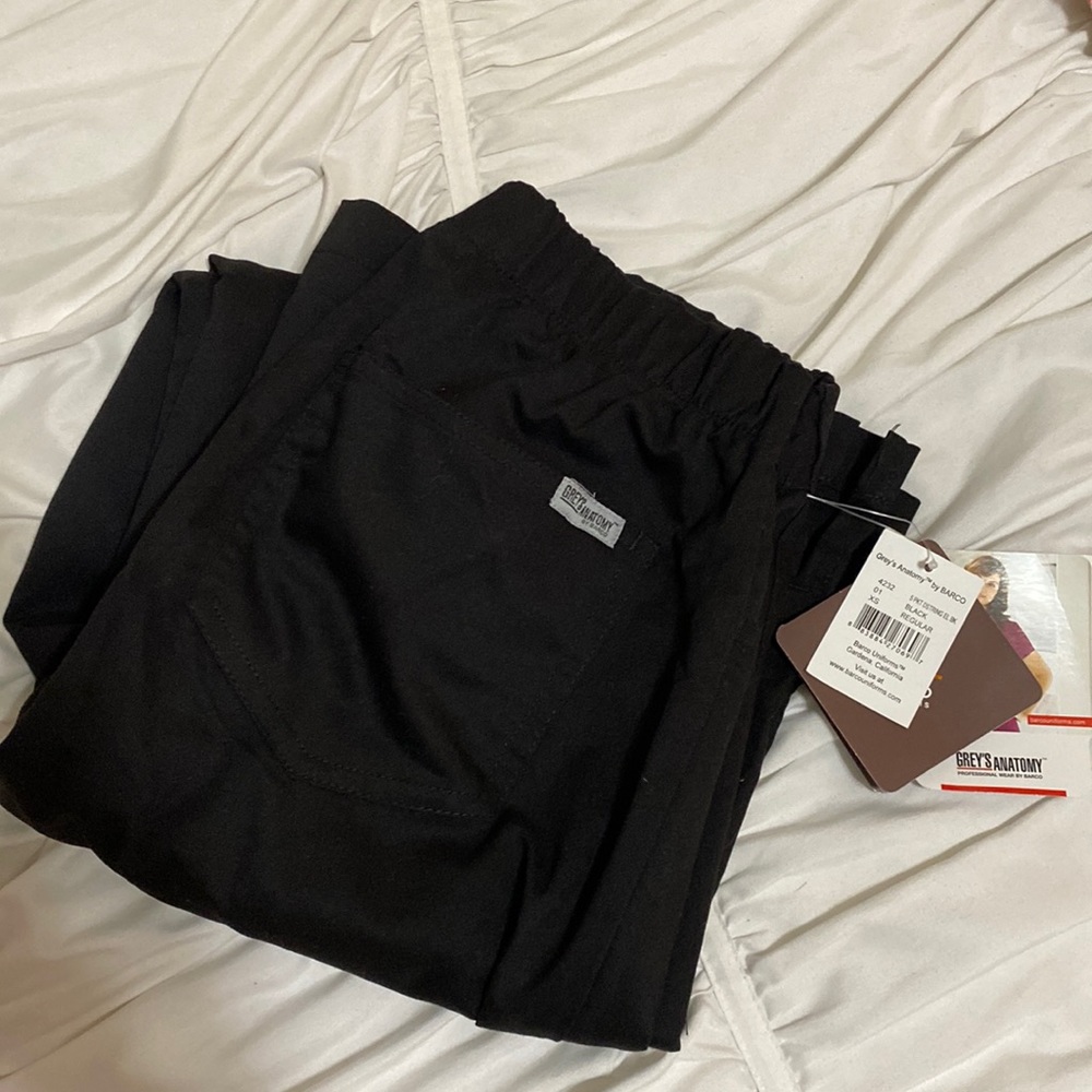 Black Greys Anatomy Scrub Pants!